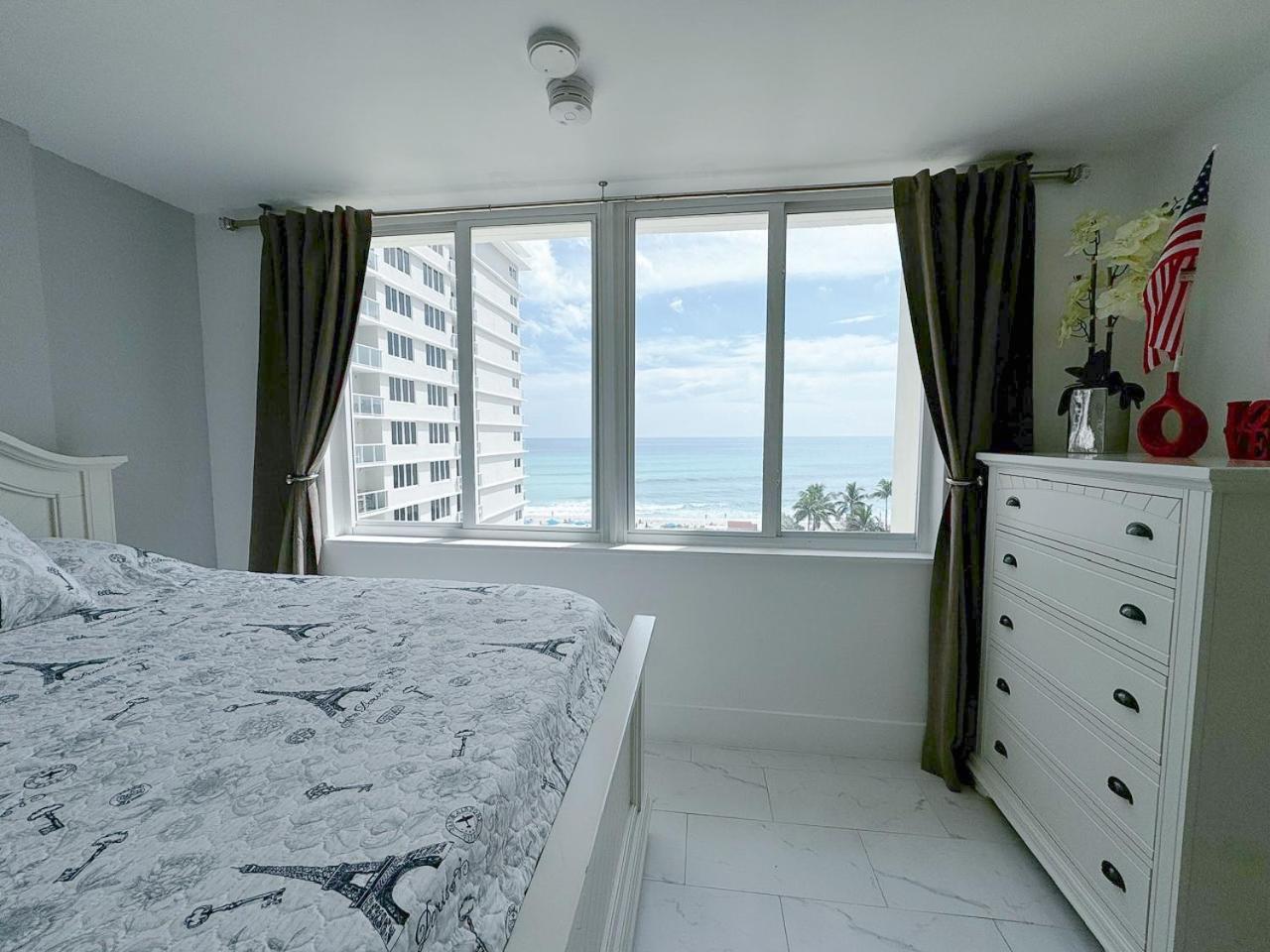 Beachfront Studio Pool, Resort & Ocean View Sunny Isles Beach Ngoại thất bức ảnh